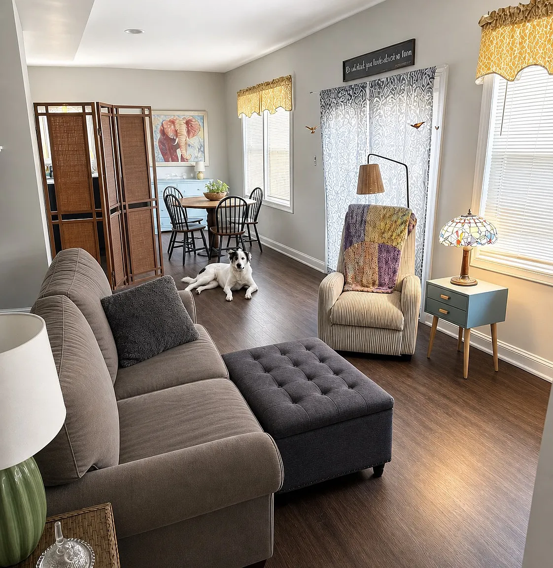 2 bed, 1.5 bath, 1100 sqft, $1,600 — Photo 2