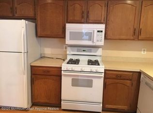 384 Hampton Pl #1, Morganville, NJ 07751