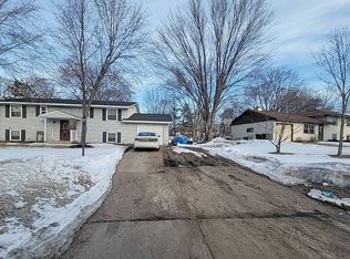 8224 Hyde Ave S, Cottage Grove, MN 55016