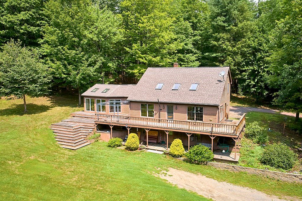 1548 Mohawk Trl, Shelburne, MA 01370 Zillow