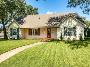 1611 Mapleton Dr, Dallas, TX 75228