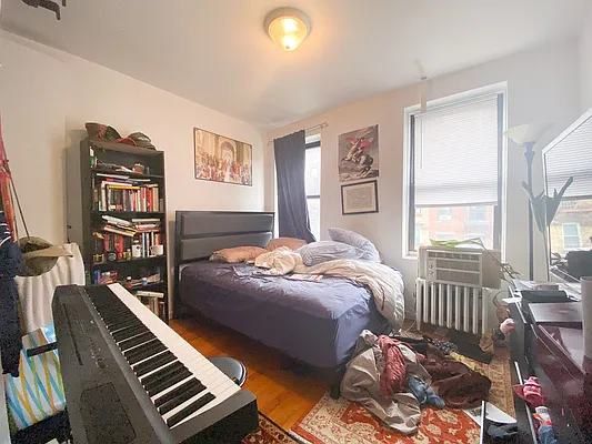 Rented by City Connections Realty | media 25