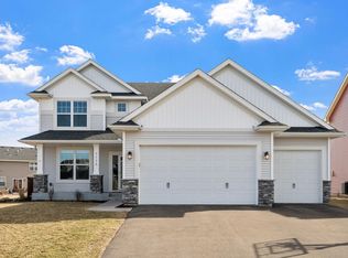 7175 208th Cv N, Forest Lake, MN 55025