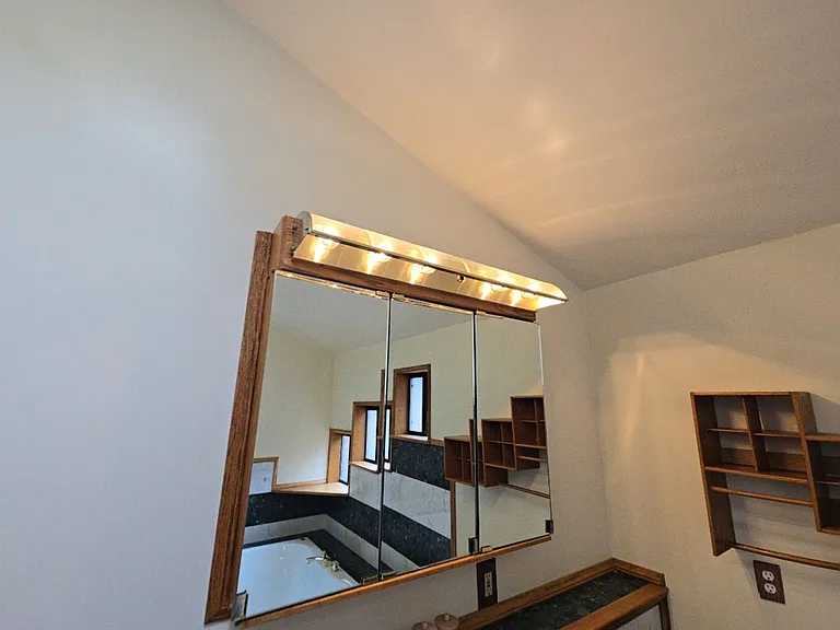 5060 Meyers Ave — Photo 16