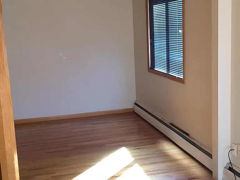 Twin Pines Apartments — Photo 23