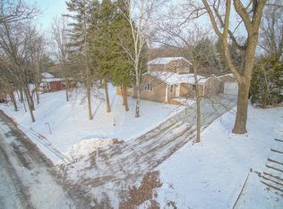 W7536 Shorewood Ter, Delavan, WI 53115