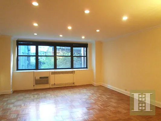 Rented by Halstead Real Estate | media 10