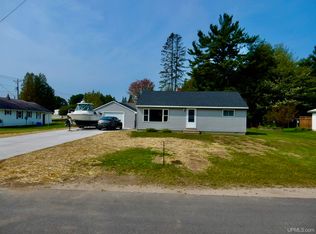 603 Intake Park Rd, Manistique, MI 49854