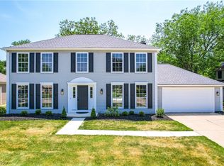 17677 Brandywine Dr, Strongsville, OH
