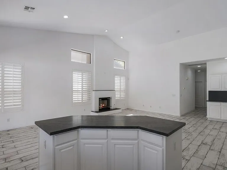 6530 E Montreal Pl — Photo 4