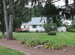 660 Rosemont Ringoes Rd, Stockton, NJ 08559