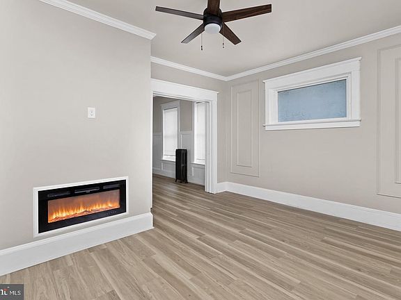 5th image of 306 Berwyn Ave