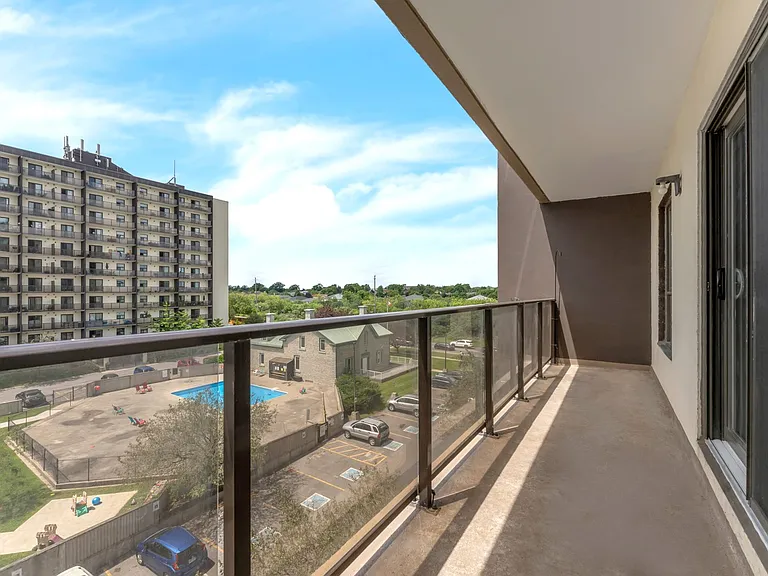 722 John Counter Blvd — Photo 18