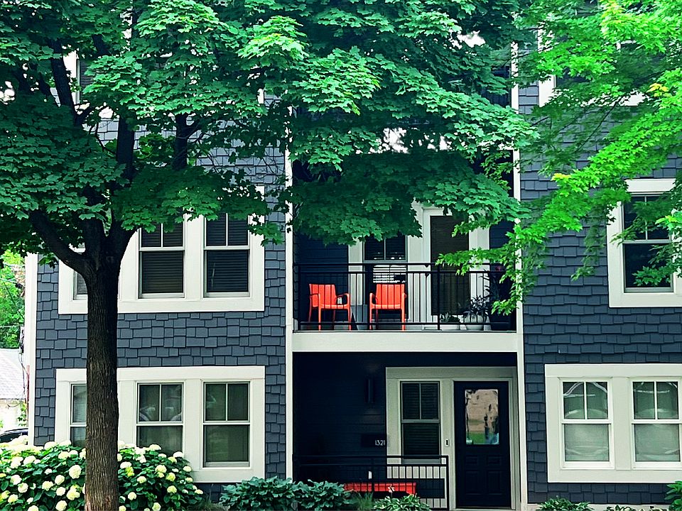 1st image of 1321 W 31st St #D