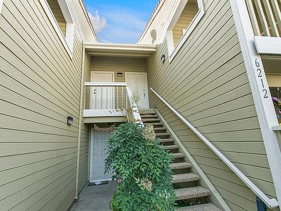 Main Entrance- upstairs 