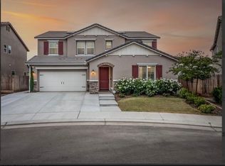 3485 Robinwood Ave, Clovis, CA 93619