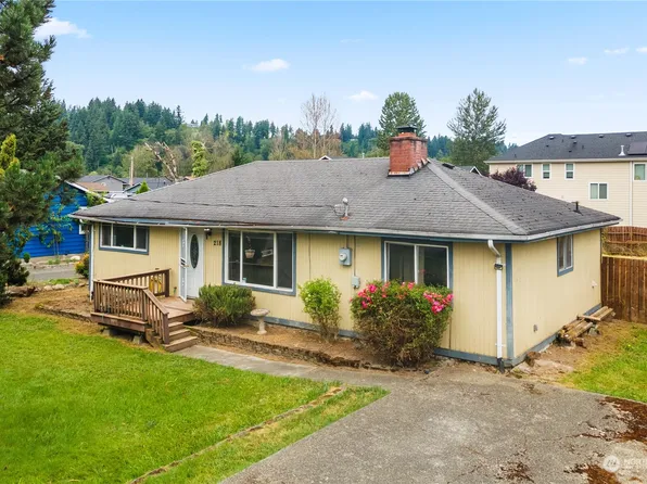 218 2nd Avenue SW, Pacific, WA 98047