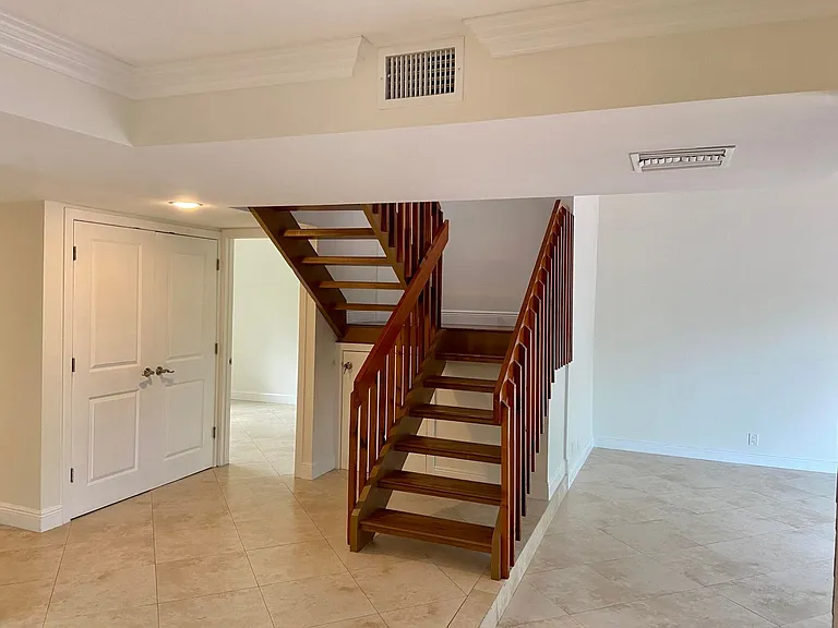 525 Bayfront Dr #525 — Photo 19