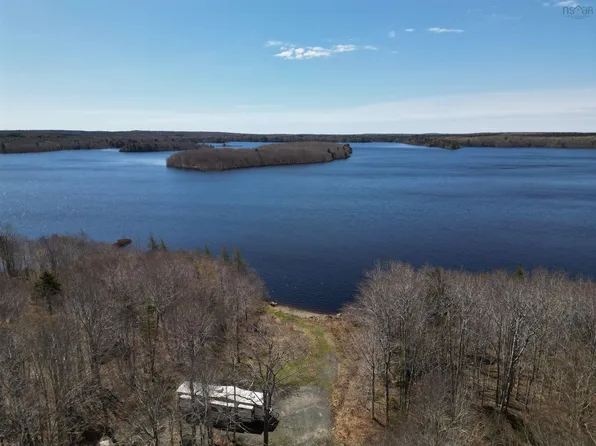76 Hardwood Ln, Yarmouth, NS B5A 5R1