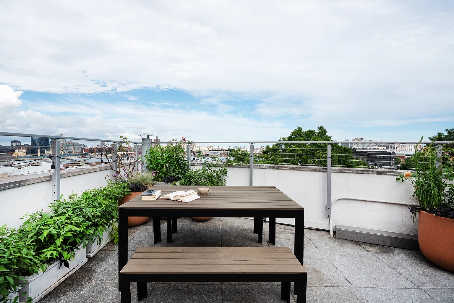 334 Plymouth St #Penthouse photo 1