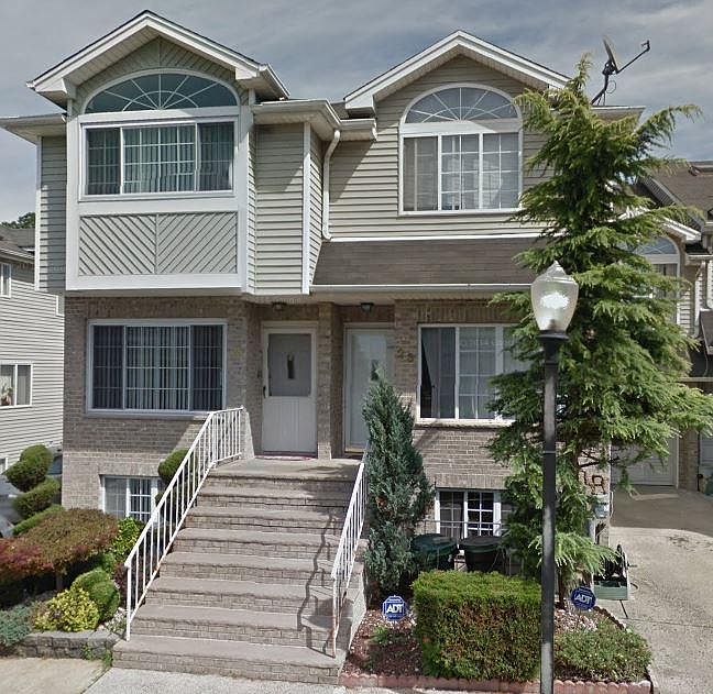 1st image of 23 Latourette Ln #1