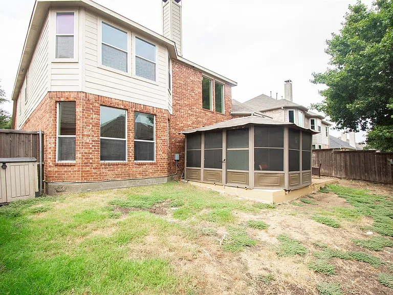 3605 Maddock Dr — Photo 12