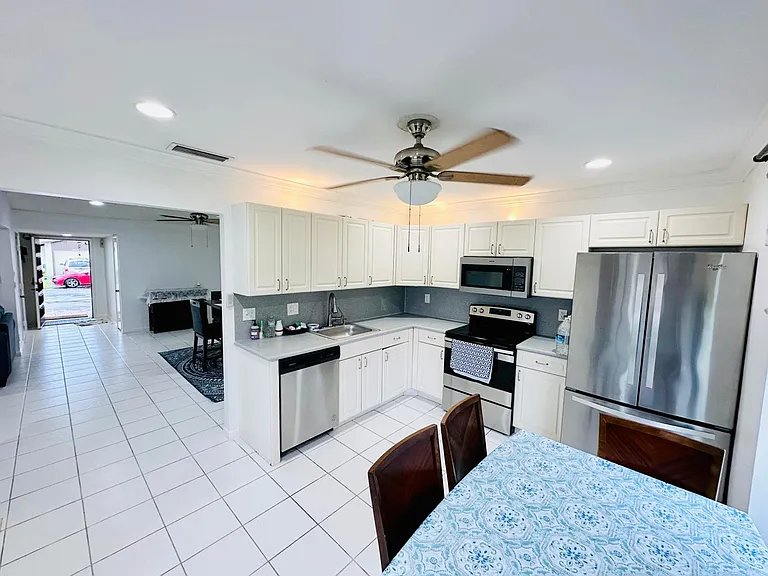 5077 Forsythia St — Photo 9