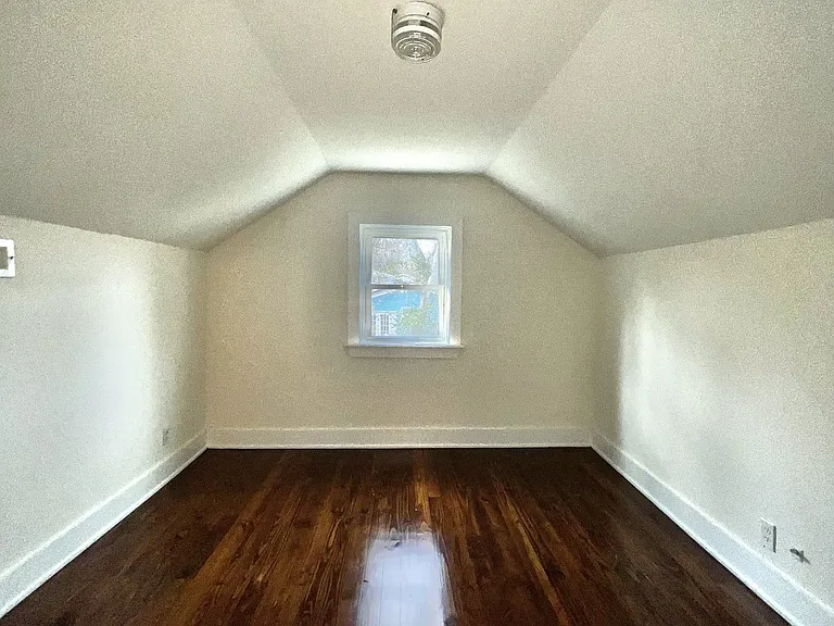 1510 Zinc Plant Rd — Photo 14