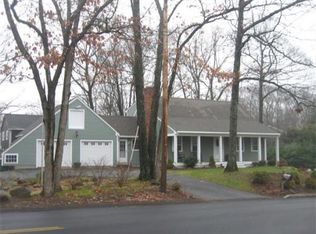 462 Towne St, North Attleboro, MA 02760