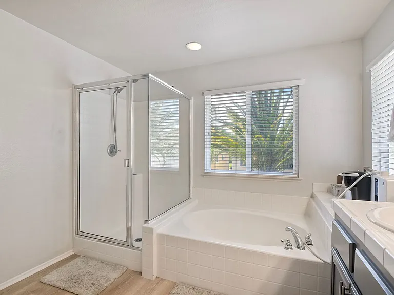 10055 Fieldthorn St — Photo 23