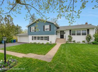 1018 Sleepy Hollow Rd, Clarks Summit, PA 18411