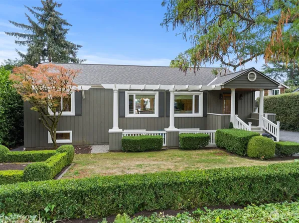 213 8th Avenue, Kirkland, WA 98033