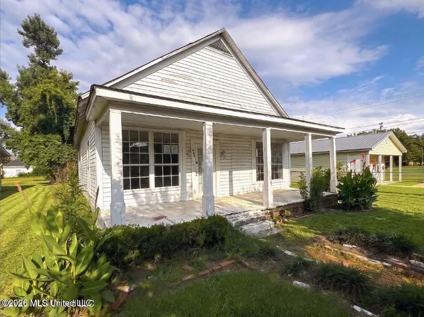 604 Central St, Belzoni, MS 39038
