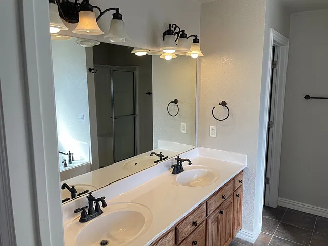 5563 E Antlers Ct — Photo 5