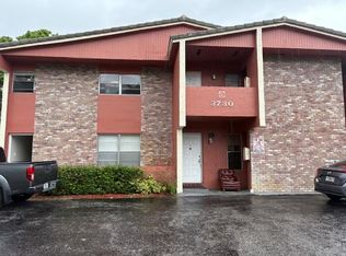 3730 Woodside Dr, Pompano Beach, FL 33065