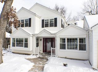 3336 Nagawicka Ave, Delafield, WI 53018