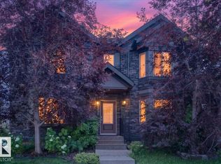 3043 Keswick Way SW, Edmonton, AB T6W2R2