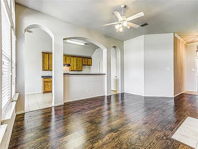 2761 Cascade Cove Dr — Photo 11