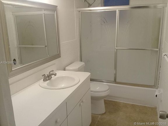 5th image of 2000 Biarritz Dr APT 307