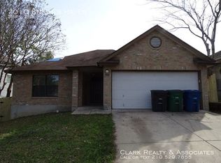 7010 Knights Hvn, San Antonio, TX 78233
