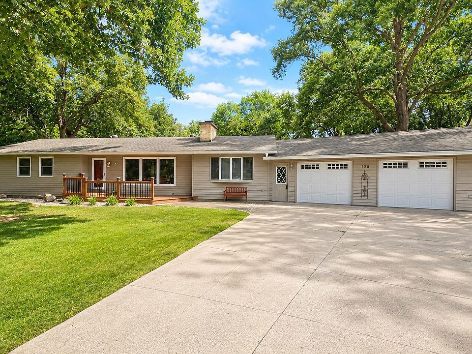 1st image of 105 S Oakmont Dr