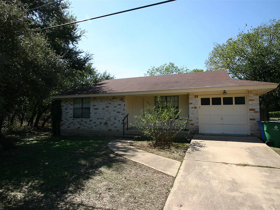10712 Sunny Ln