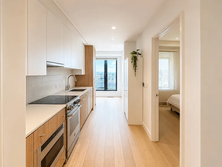 718 Long Bridge St #1707 — Photo 5