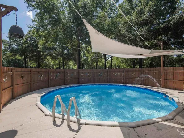 6739 Deception Rd, Milton, FL 32583