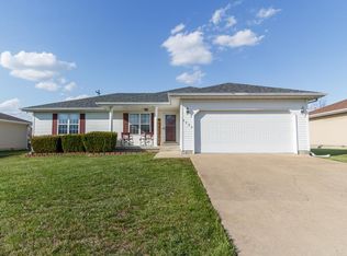 1225 Tyler Dr, Lebanon, MO 65536