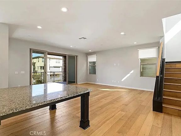 3rd image of 16200 Camden Cir