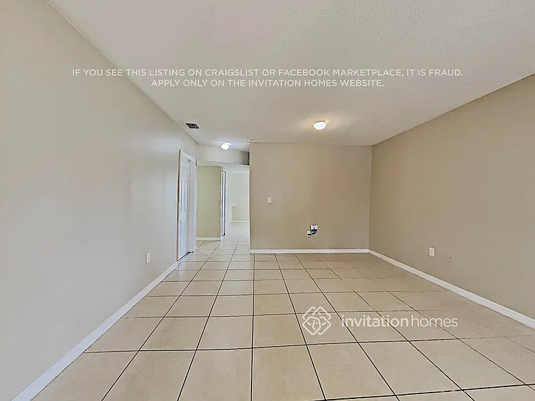 5886 SW 162nd Path — Photo 5