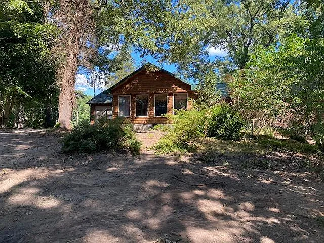 6409 Walnut Cv