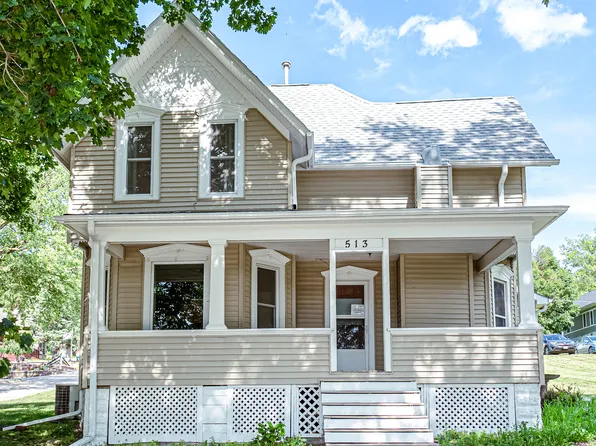 513 N Walnut St, Avoca, IA 51521