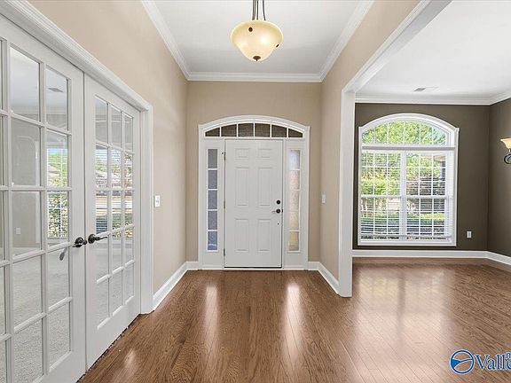 4th image of 114 Parkview Dr